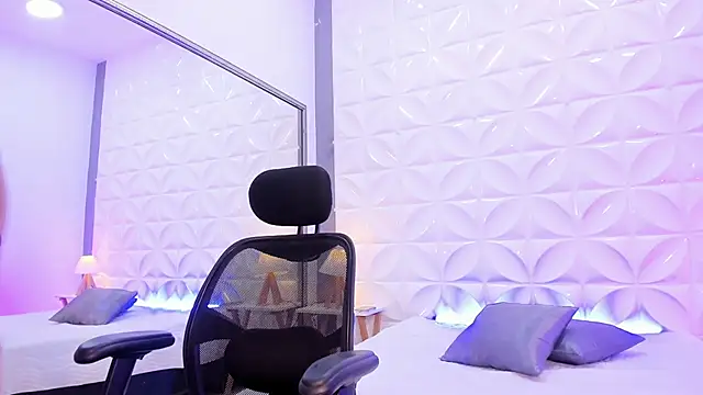 Fenty XX online show from 02-01-26, 12:47