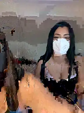 Snapshot of MlleEmy chatting on 10-17-25, 07:00 MlleEmy online show from 10-17-25, 07:00