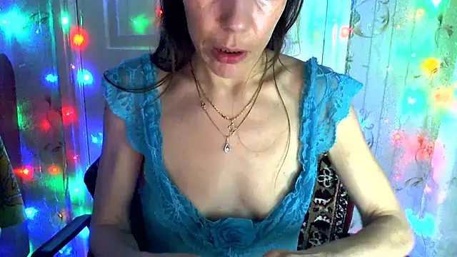 Snapshot of Ladywinter chatting on 03-14-25, 03:25 Ladywinter online show from 03-14-25, 03:25