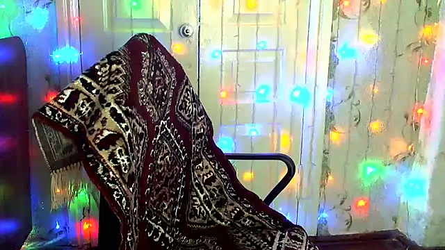 Snapshot of Ladywinter chatting on 10-21-25, 03:22 Ladywinter online show from 10-21-25, 03:22
