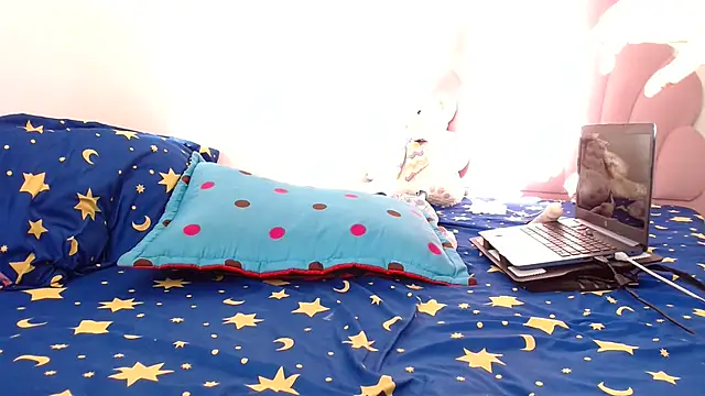 Snapshot of lady_hot2xx chatting on 02-20-26, 12:07 lady hot2xx online show from 02-20-26, 12:07