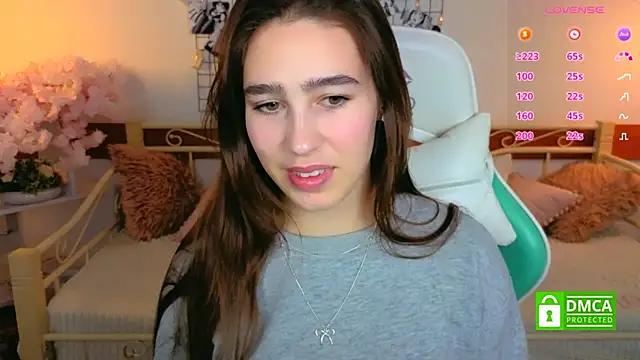  Eliizabeth  online show from 03-03-26, 10:17