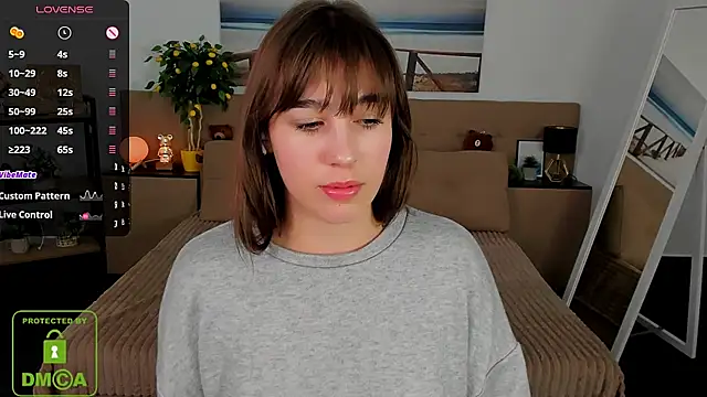 Snapshot of _Eliizabeth_ chatting on 03-10-25, 02:28 Eliizabeth online show from 03-10-25, 02:28