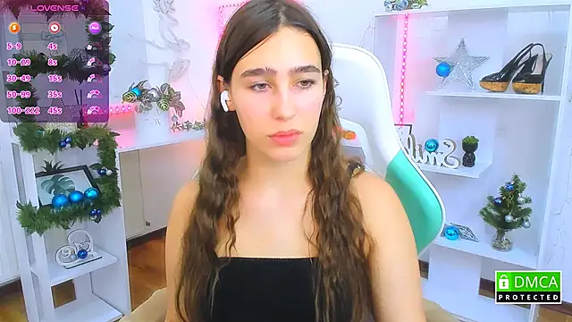  Eliizabeth  online show from 12-22-25, 10:21