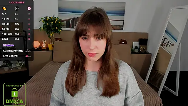 Snapshot of _Eliizabeth_ chatting on 03-09-25, 03:22 Eliizabeth online show from 03-09-25, 03:22