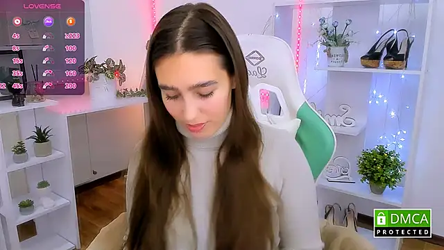  Eliizabeth  online show from 01-05-26, 09:51