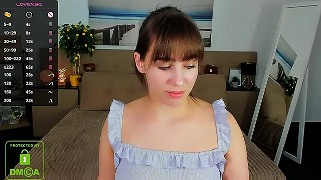Snapshot of _Eliizabeth_ chatting on 03-10-25, 09:51 Eliizabeth online show from 03-10-25, 09:51