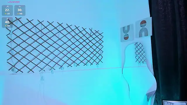 Snapshot of emma_woods_ chatting on 02-10-25, 01:55 emma woods online show from 02-10-25, 01:55