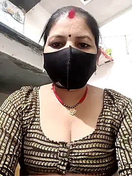 Snapshot of Riyaa-Devi chatting on 01-29-25, 05:56 Riyaa-Devi online show from 01-29-25, 05:56