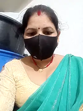 Snapshot of Riyaa-Devi chatting on 03-02-25, 04:58 Riyaa-Devi online show from 03-02-25, 04:58