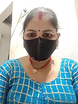 Snapshot of Riyaa-Devi chatting on 02-28-25, 05:59 Riyaa-Devi online show from 02-28-25, 05:59