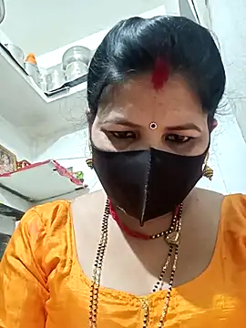 Snapshot of Riyaa-Devi chatting on 02-19-25, 05:49 Riyaa-Devi online show from 02-19-25, 05:49