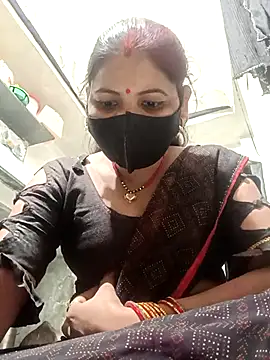 Snapshot of Riyaa-Devi chatting on 03-19-25, 06:01 Riyaa-Devi online show from 03-19-25, 06:01