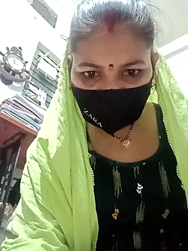 Snapshot of Riyaa-Devi chatting on 12-22-25, 05:46 Riyaa-Devi online show from 12-22-25, 05:46