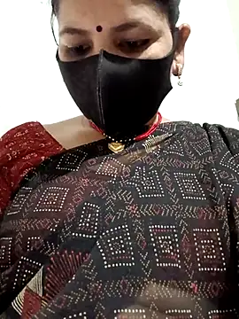 Snapshot of Riyaa-Devi chatting on 02-15-25, 05:39 Riyaa-Devi online show from 02-15-25, 05:39