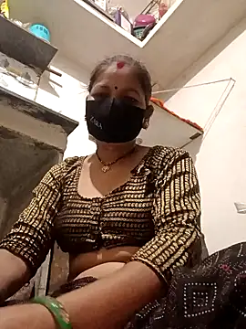 Snapshot of Riyaa-Devi chatting on 11-16-25, 12:48 Riyaa-Devi online show from 11-16-25, 12:48