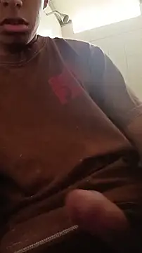 fabriciop134 online show from 02-05-26, 07:43