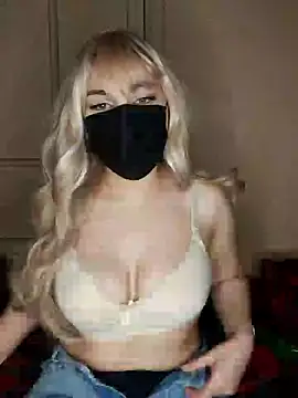 Snapshot of Mayoosh6 chatting on 01-28-25, 01:38 Mayoosh6 online show from 01-28-25, 01:38