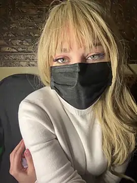 Snapshot of Mayoosh6 chatting on 02-20-25, 02:57 Mayoosh6 online show from 02-20-25, 02:57