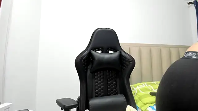 Chloemiller89 online show from 11-27-25, 09:59