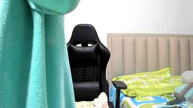 Chloemiller89 online show from 11-26-25, 11:16