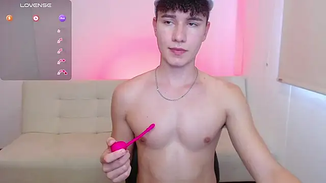 adrian morelly online show from 02-08-26, 07:44