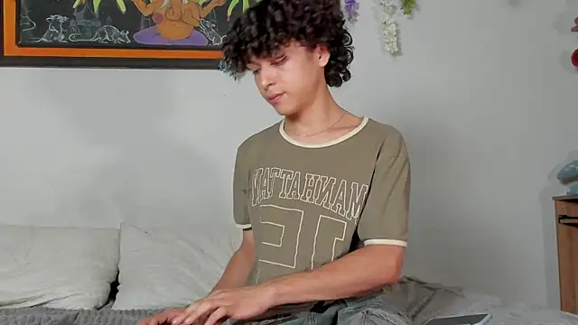 Cherry boy 18 online show from 03-09-25, 03:54