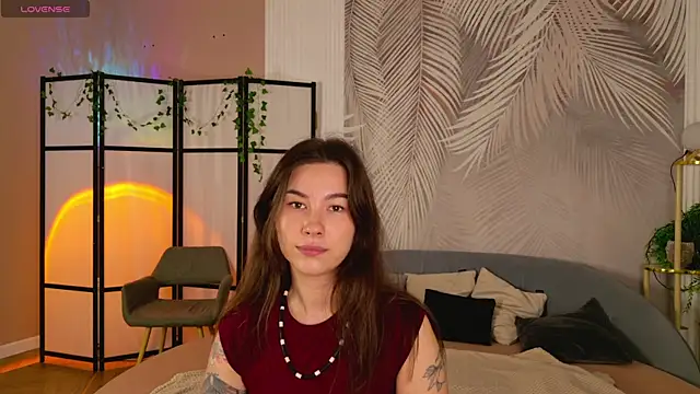 Snapshot of Marie_Diaze chatting on 06-30-26, 05:07 Marie Diaze online show from 06-30-26, 05:07