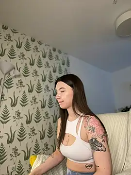 Marie Diaze online show from 12-22-24, 08:49