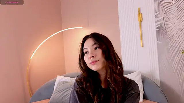 Marie Diaze online show from 05-13-26, 05:14