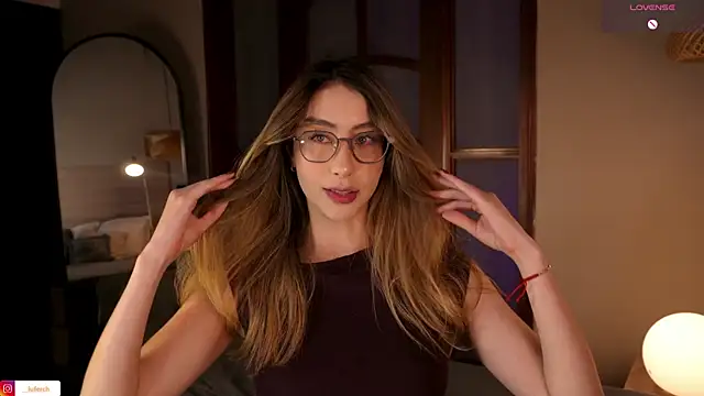 lua ferch   online show from 01-10-26, 01:06