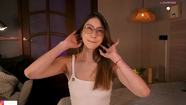 lua ferch   online show from 10-15-25, 11:51