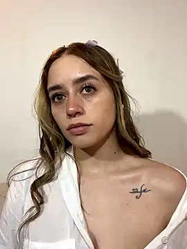 Natalia Suarez online show from 01-11-26, 12:17