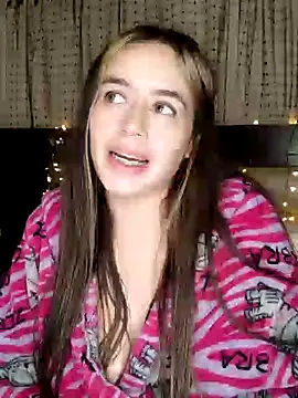 Natalia Suarez online show from 01-07-25, 06:16