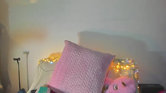 Natalia Suarez online show from 09-18-25, 02:14