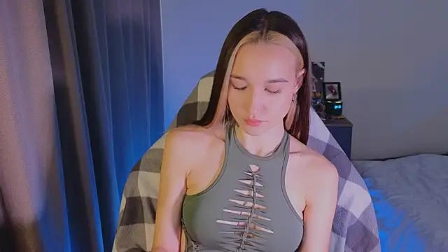 shey1i online show from 12-20-25, 12:41