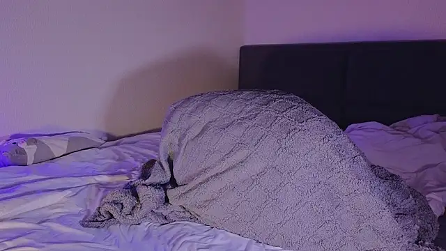 shey1i online show from 02-22-26, 03:13