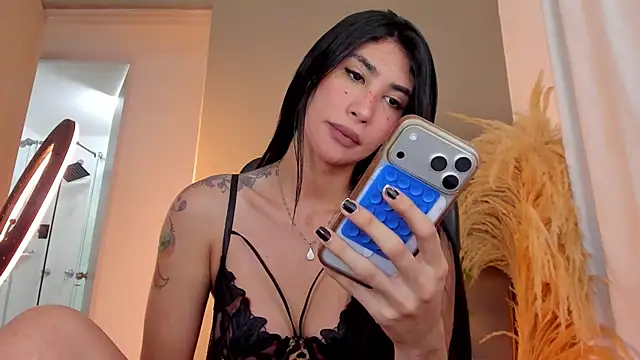 GarciaMilu online show from 05-19-26, 02:29