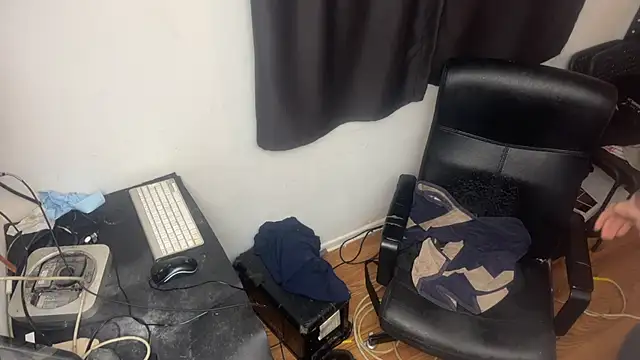leanjamesdean online show from 06-15-26, 03:29