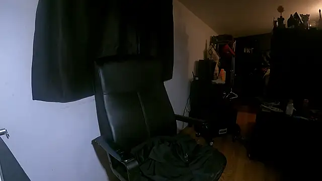 Snapshot of leanjamesdean chatting on 03-13-25, 01:10 leanjamesdean online show from 03-13-25, 01:10