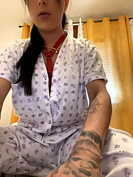 missdirtyhot  online show from 10-09-25, 08:48