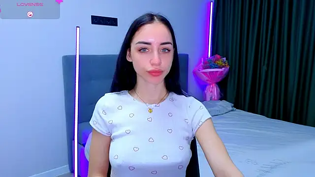 Kemi  Jordan online show from 04-07-26, 07:32