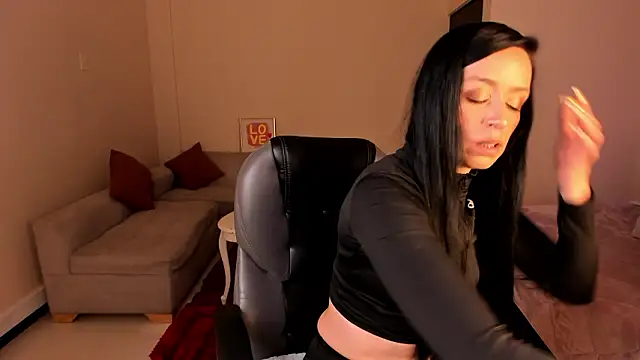 Snapshot of Kristen_Garner chatting on 02-28-26, 08:52 Kristen Garner online show from 02-28-26, 08:52