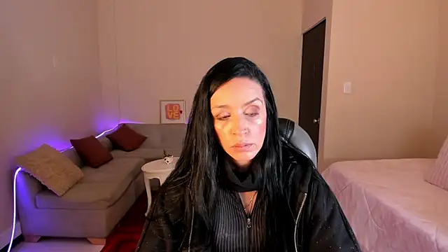 Kristen Garner online show from 05-01-26, 08:25
