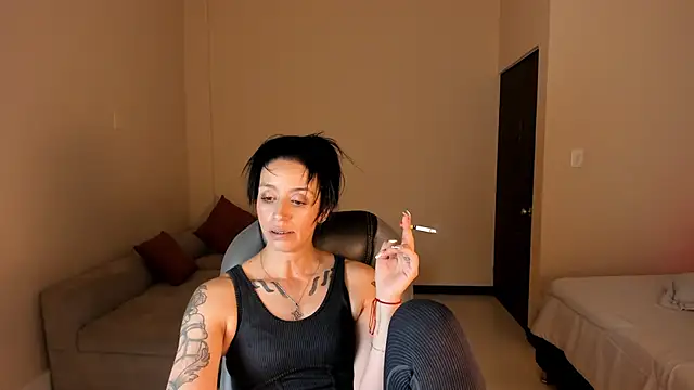 Snapshot of Kristen_Garner chatting on 02-16-26, 08:40 Kristen Garner online show from 02-16-26, 08:40