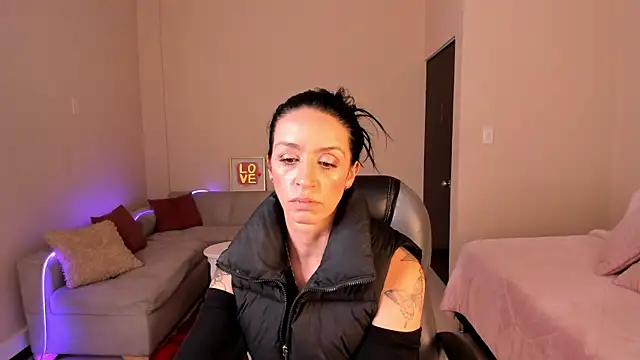 Kristen Garner online show from 05-28-26, 08:15