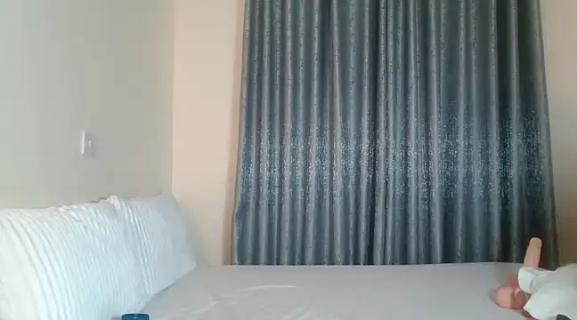 Snapshot of Elegant_Ebony chatting on 12-28-24, 08:58 Elegant Ebony online show from 12-28-24, 08:58