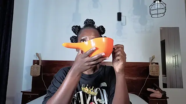 Snapshot of Elegant_Ebony chatting on 03-01-26, 11:21 Elegant Ebony online show from 03-01-26, 11:21