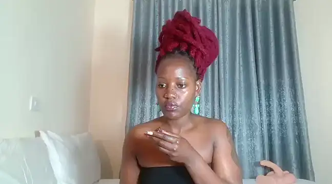 Snapshot of Elegant_Ebony chatting on 01-10-25, 09:44 Elegant Ebony online show from 01-10-25, 09:44