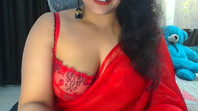 Snapshot of Maria_55 chatting on 02-14-25, 06:02 Maria 55 online show from 02-14-25, 06:02